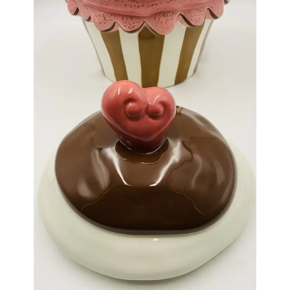 Kohls Ceramic Cupcake Cookie Jar Happy Valentines Day Pink Treat Container